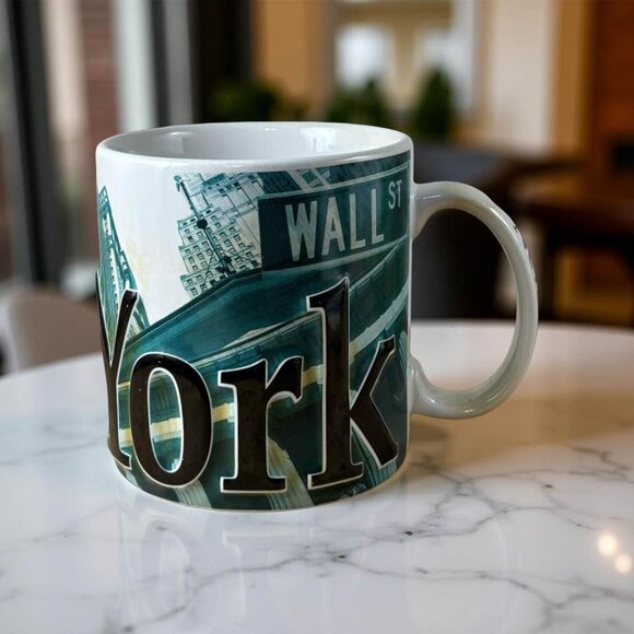 New York City Skyline & Landmark Mug By Americaware - Picture 2 of 4